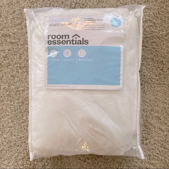 Room Essentials Bedding Room Essentials Cooltouch Mattress Pad